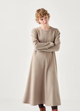 Теплое платье с длинным рукавом uniqlo