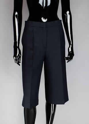 Фирменные шерстяные шорты бойфренды christian dior.капри