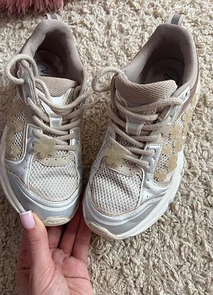 Кросівки zara 34 розмір для дівчинки