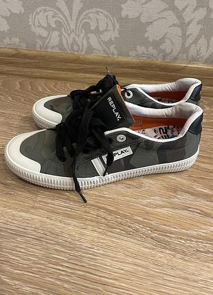 Трендовые кеды replay  military