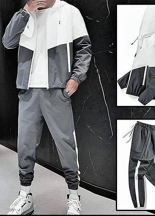 Чоловічий костюм у кольорах плащівка