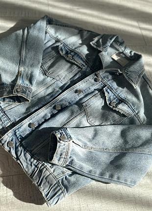 Джинсовий піджак stradivarius xs,s