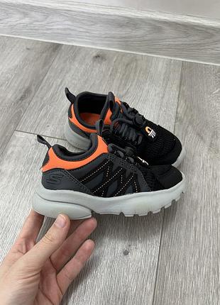 Кросівки skechers