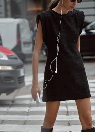 Стильне твідове плаття zara