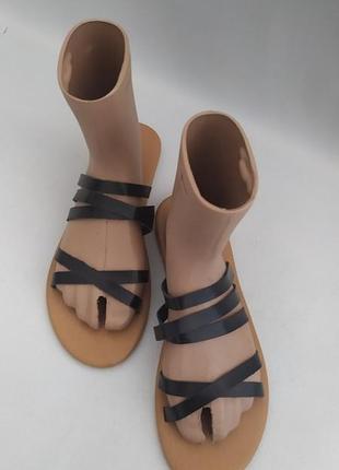 Шлепанцы женские