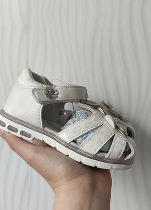 Босоножки для девочки 3