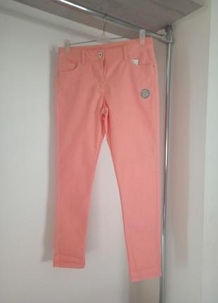 Розовые брюки 2