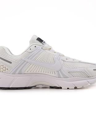 Nike zoom vomero 5 white 9