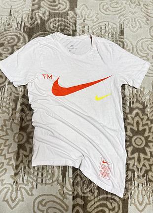 Футболка nike