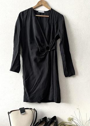 Элегантное черное платье