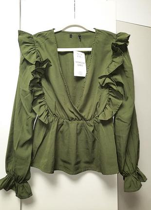 Женская кофта блузка цвета хаки с рюшами😍
