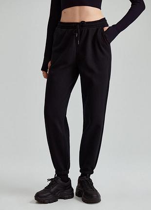 Чорні джогери, чорні спортивні штани