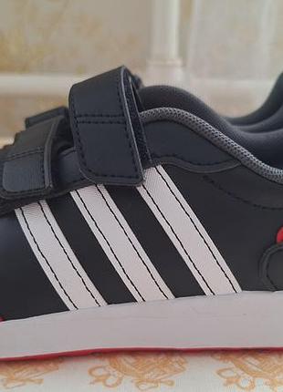 Кросівки adidas