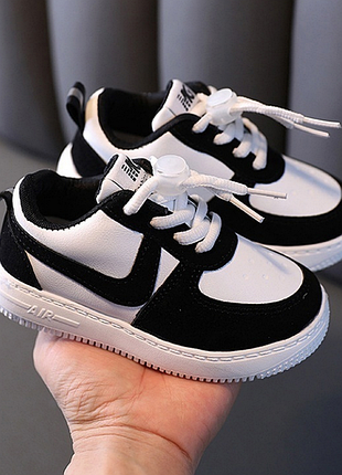 ✍🏻невероятно крутые стильные кроссовки