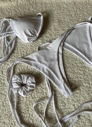 Купальник трикутниками з двома плавками, роздільний купальник трійка топ і двоє трусиків стрінги