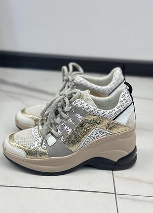 Снікерси liu•jo