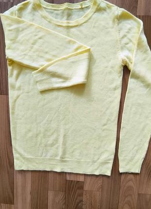 Свитер вязаный