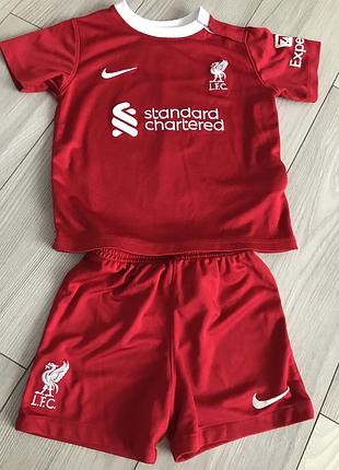 Футбольна форма для хлопця