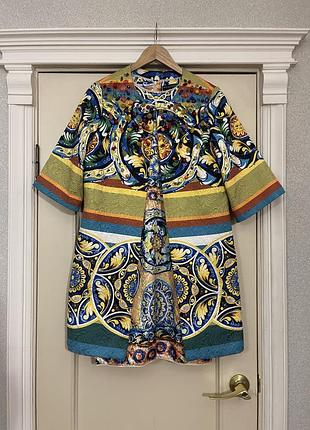 Комплект з італійським настроєм від дольче габбана