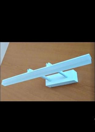 Светильник бра для подсветки картин и зеркала с регуляцией цветовой температуры