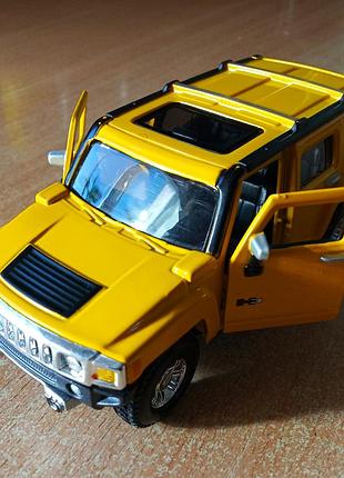Модель машины - "hummer h3", (металл), 1:35, желтый цвет