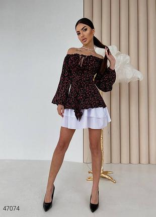 Платье мини с оборками с открытыми плечами