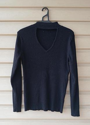 Соблазнительная черная кофта с горлом женская с глубоким декольте