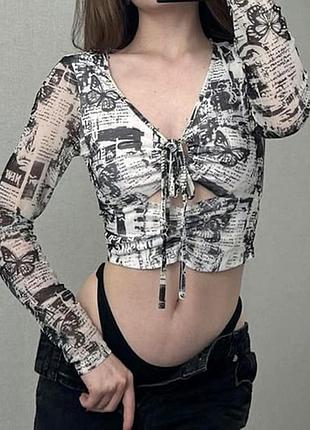 Топ в сетку с газетным принтом в стиле y2k primark черно-белый сетчатый топ газетный принт сетка