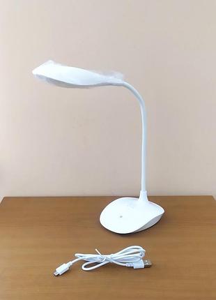 Світлодіодна настільна лампа з акумулятором і usb портом