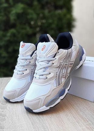 Женские качественные и стильные кроссовки asics gel-nyc белые с бежевым и серым