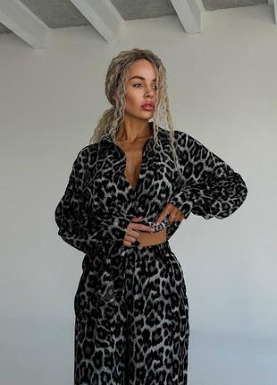 Костюм из натурального штапеля