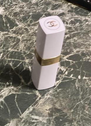 Помада wet and wild