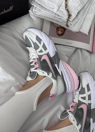 Женские кроссовки nike