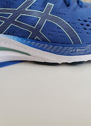 Asics кросівки акція 7