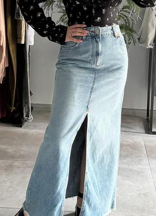 Джинсовая юбка длинная с высокой посадкой