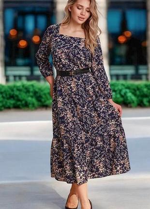 Женское длинное модное платье с воланом софт макси в цветочный принт.