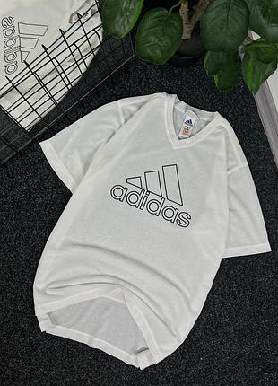 Футболка adidas