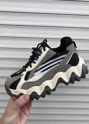 Классные кроссовочки кожа и замша