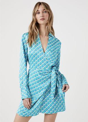 Яскрава літня сатинова сукня на запах forever 21 розмір s