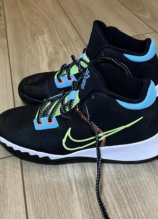 Nike kyrie flytrap iv розмір: 38.5 (24.5 см устілка)