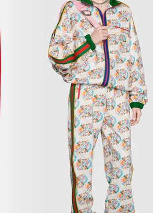 І знову  gucci:  штани
