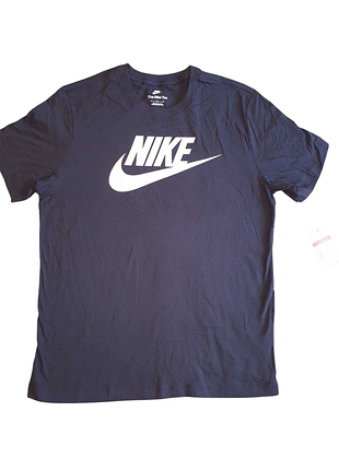 Чоловіча футболка nike розмір l
мужская футболка nike размер l