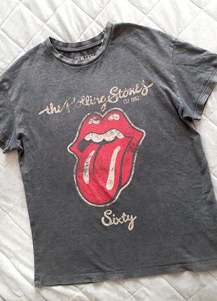 Футболка жіноча стильна