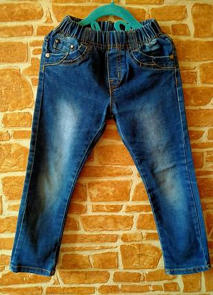 Джинсы на девочку 3-4 года