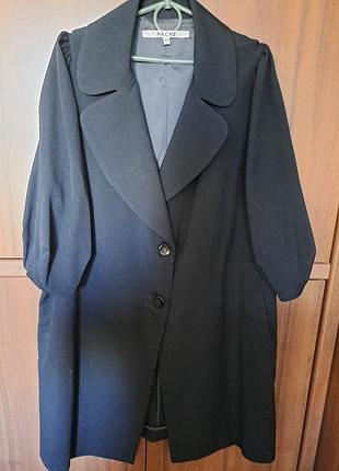 Женское легкое пальто черного цвета