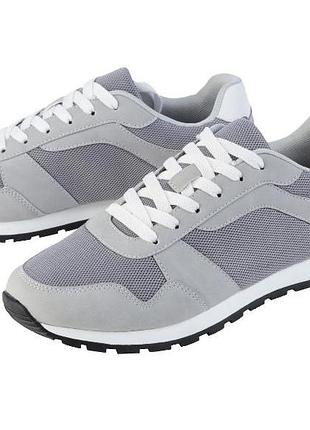 Стильні кросівки кроссовки мужские германия 44р
