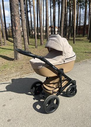 Продам візочок в гарному стані