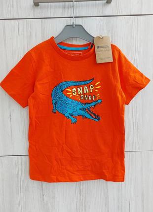 Брендова футболка