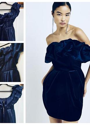 Оксамитова міні сукнях з відкритими плечима