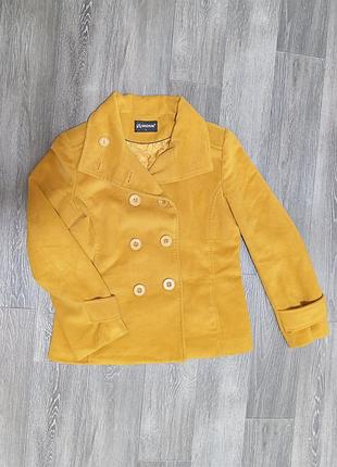 Женское горчичное полу пальто (50% шерсть,50% полиэстер) размер l